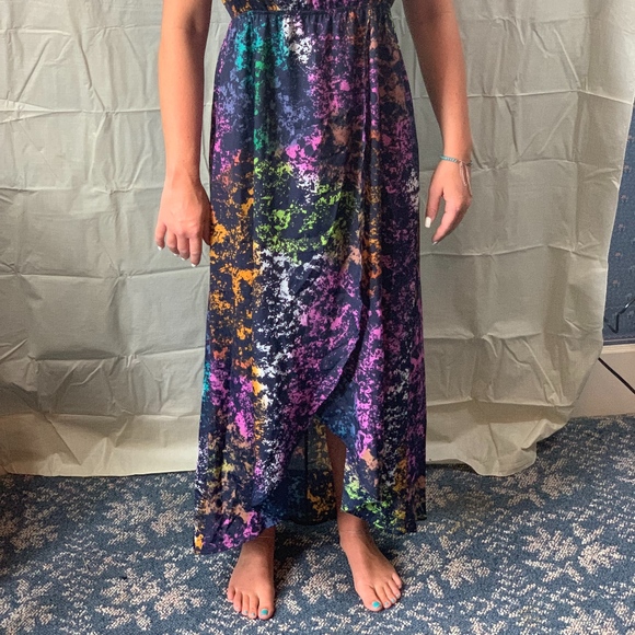 NWOT. sleeveless multi colored maxi dress - Picture 2 of 5